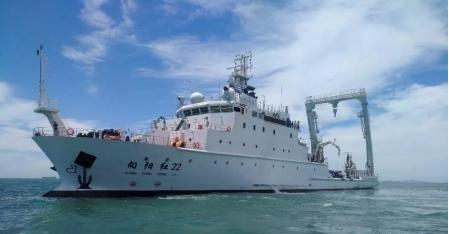 我國首艘大型浮標作業船試航成功